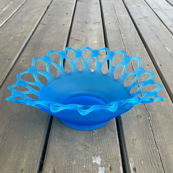Westmoreland Glass Doric Open Lace Blue Satin Glass Console Centerpiece Bowl - Picture 8 of 15